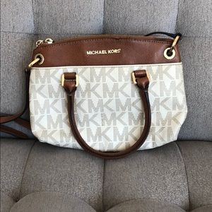 Michael Kors Crossbody Bag